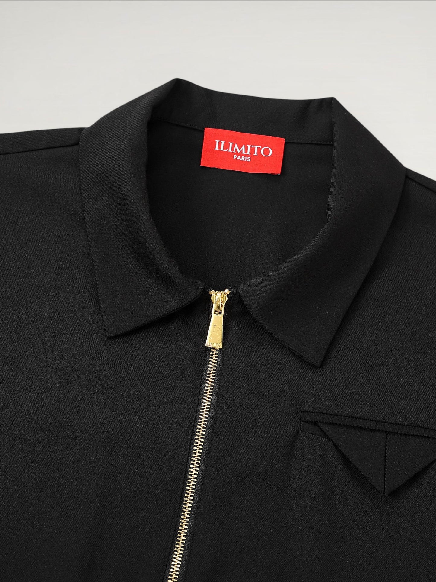 Boxy Zipped Shirt – Black & Gold Edition ILIMITO