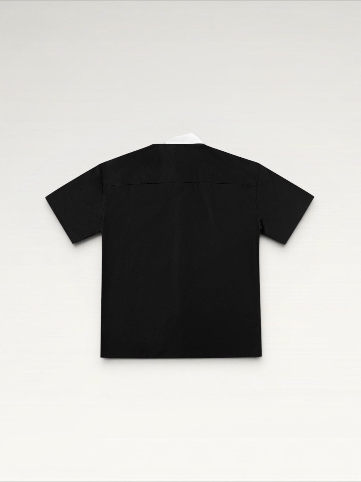Two-Tone Collar Shirt – Black & White ILIMITO