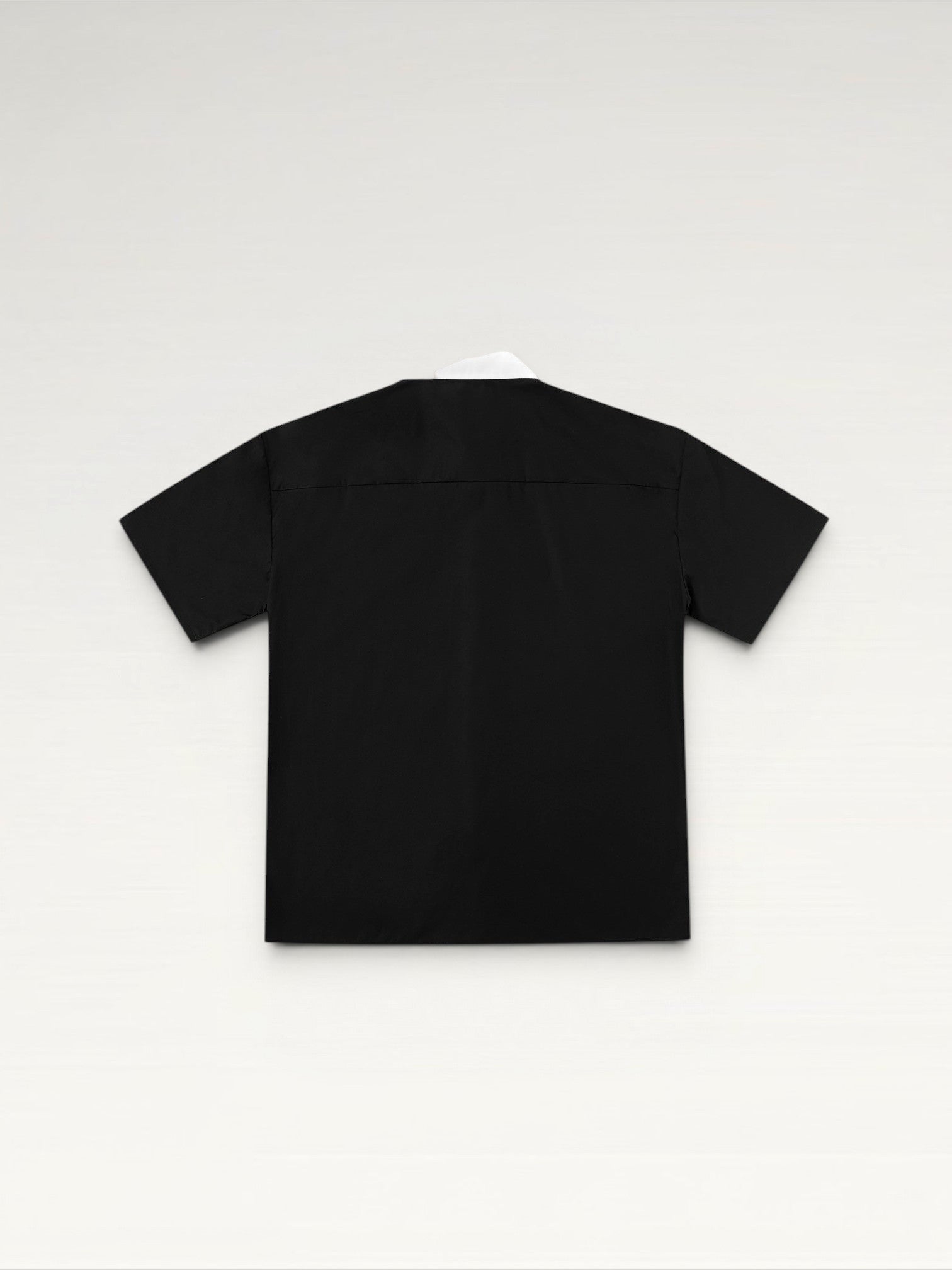 Two-Tone Collar Shirt – Black & White ILIMITO