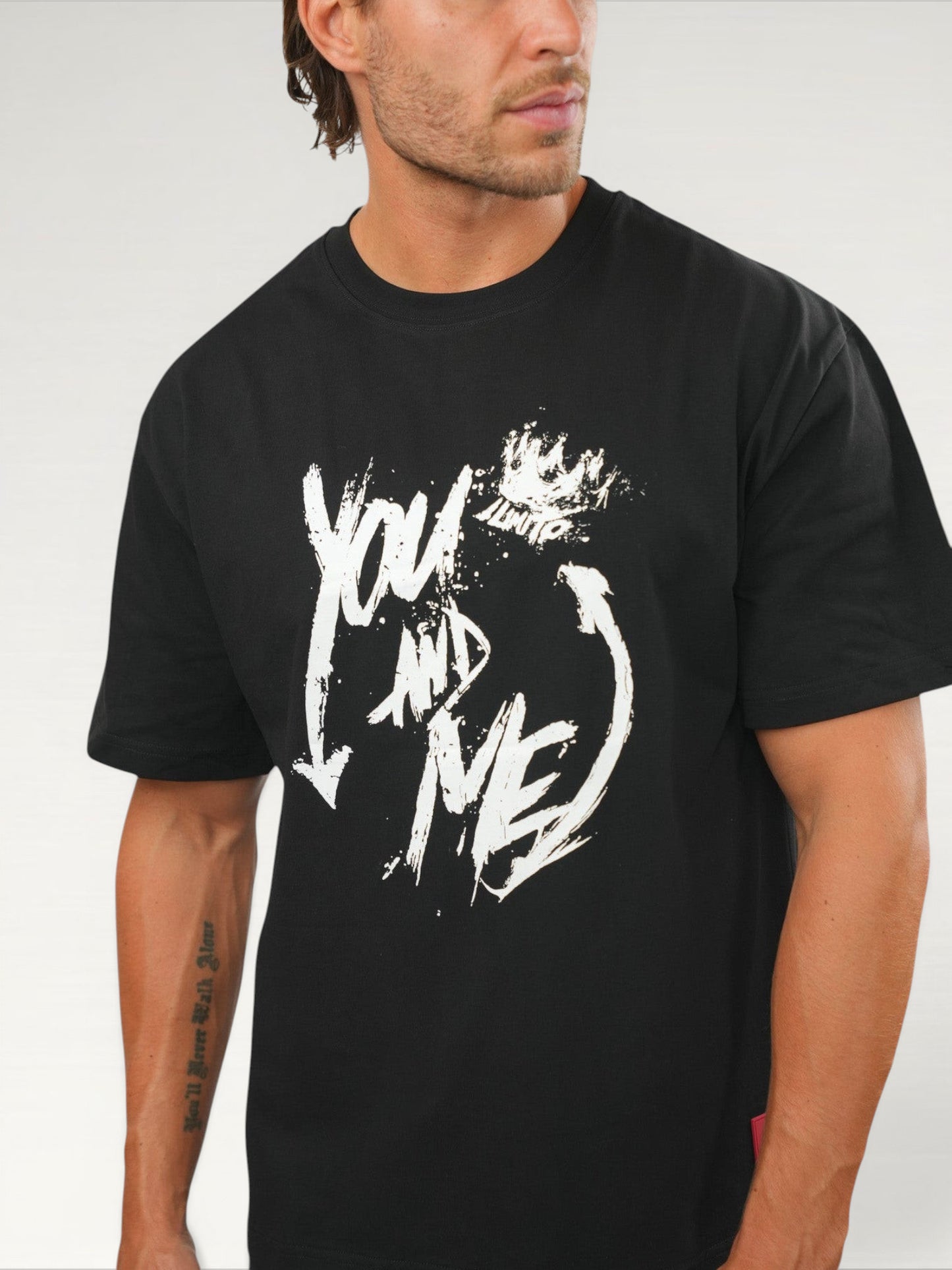 Graffiti You And Me Black T-shirt ILIMITO
