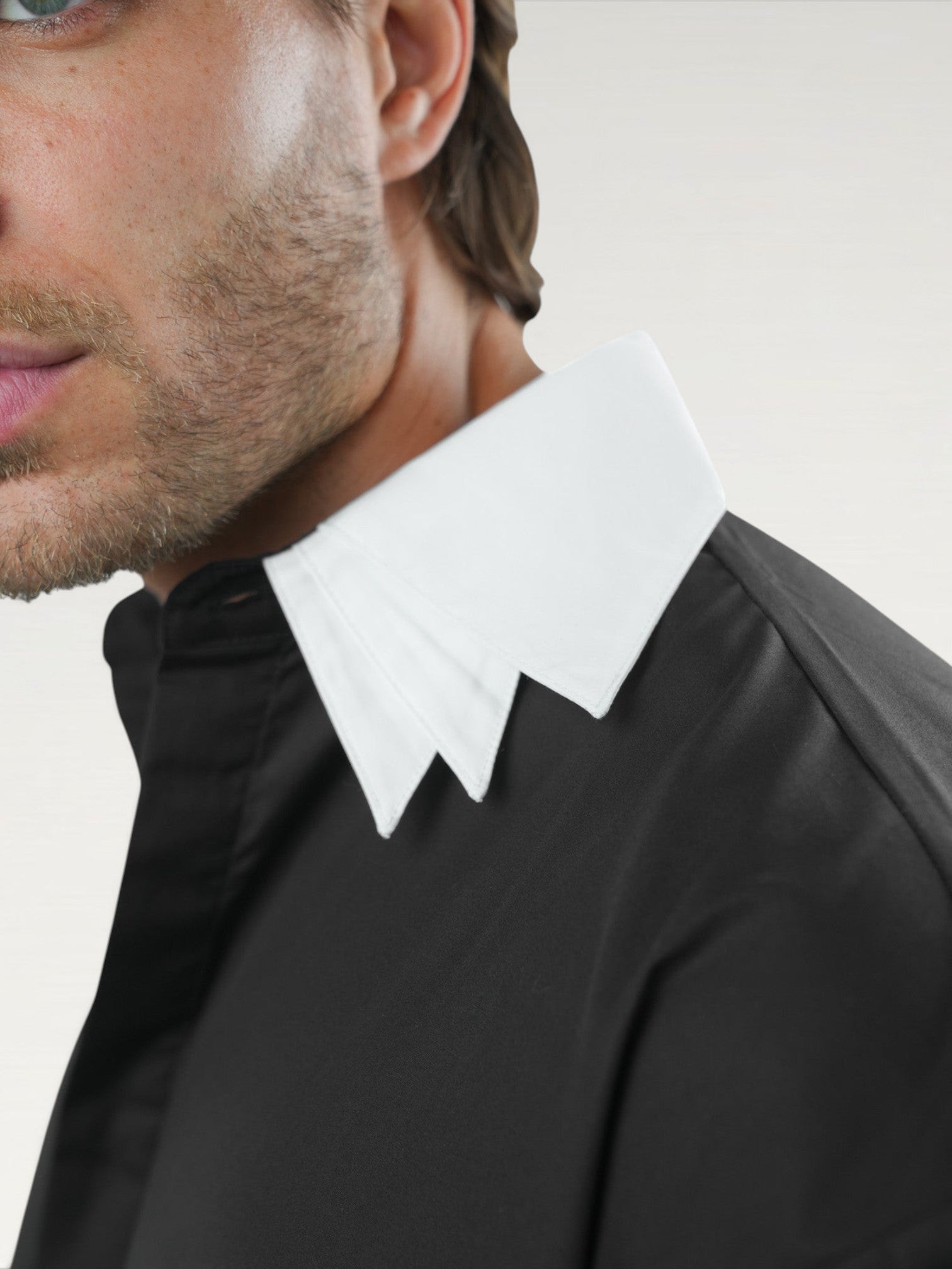 Two-Tone Collar Shirt – Black & White ILIMITO