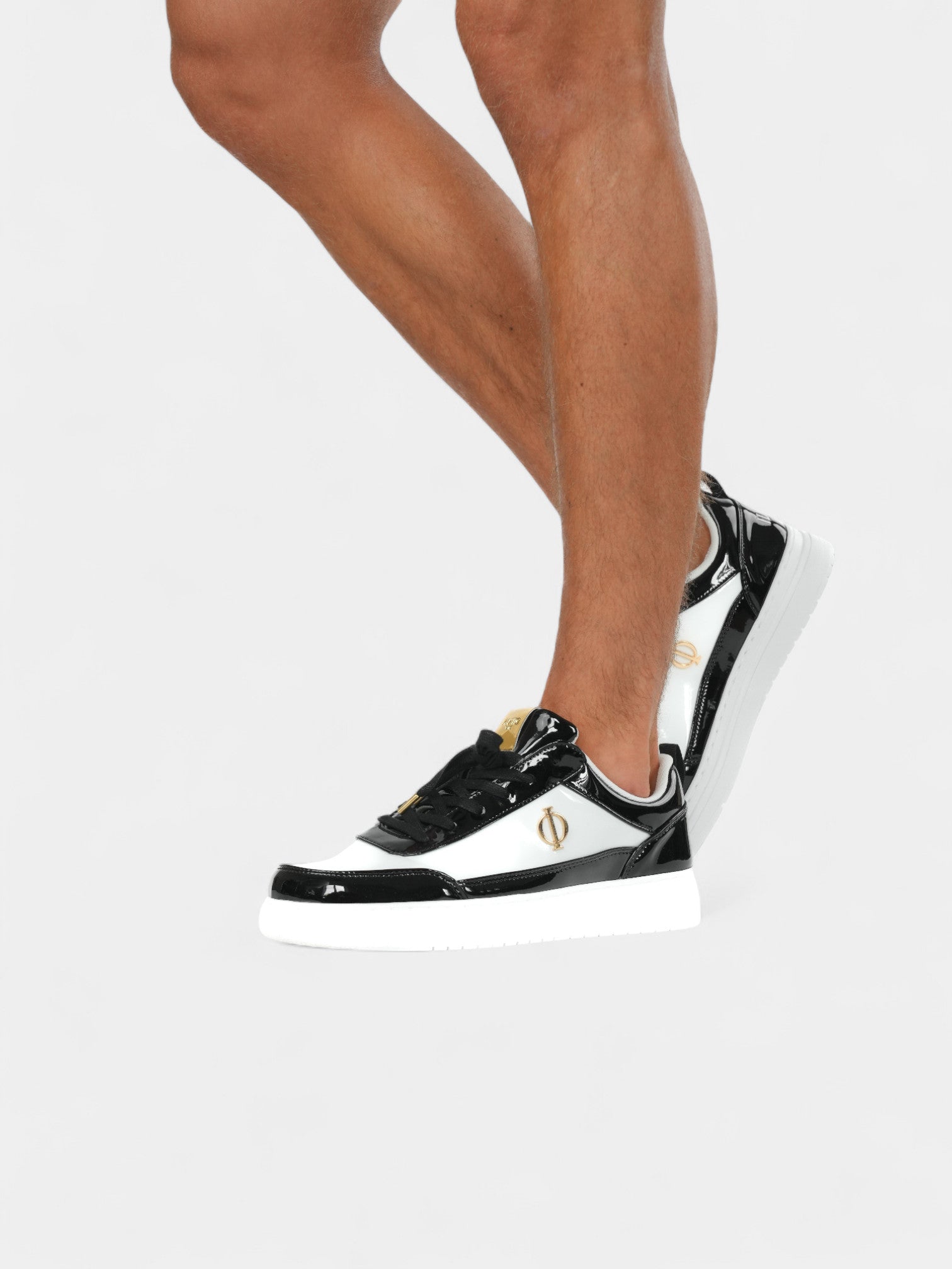 ILIMITO - Unisex Sneakers Black & White Ma boutique