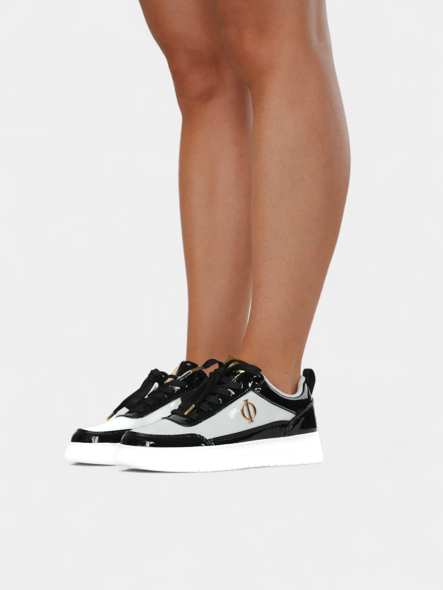 ILIMITO - Unisex Sneakers Black & White Ma boutique