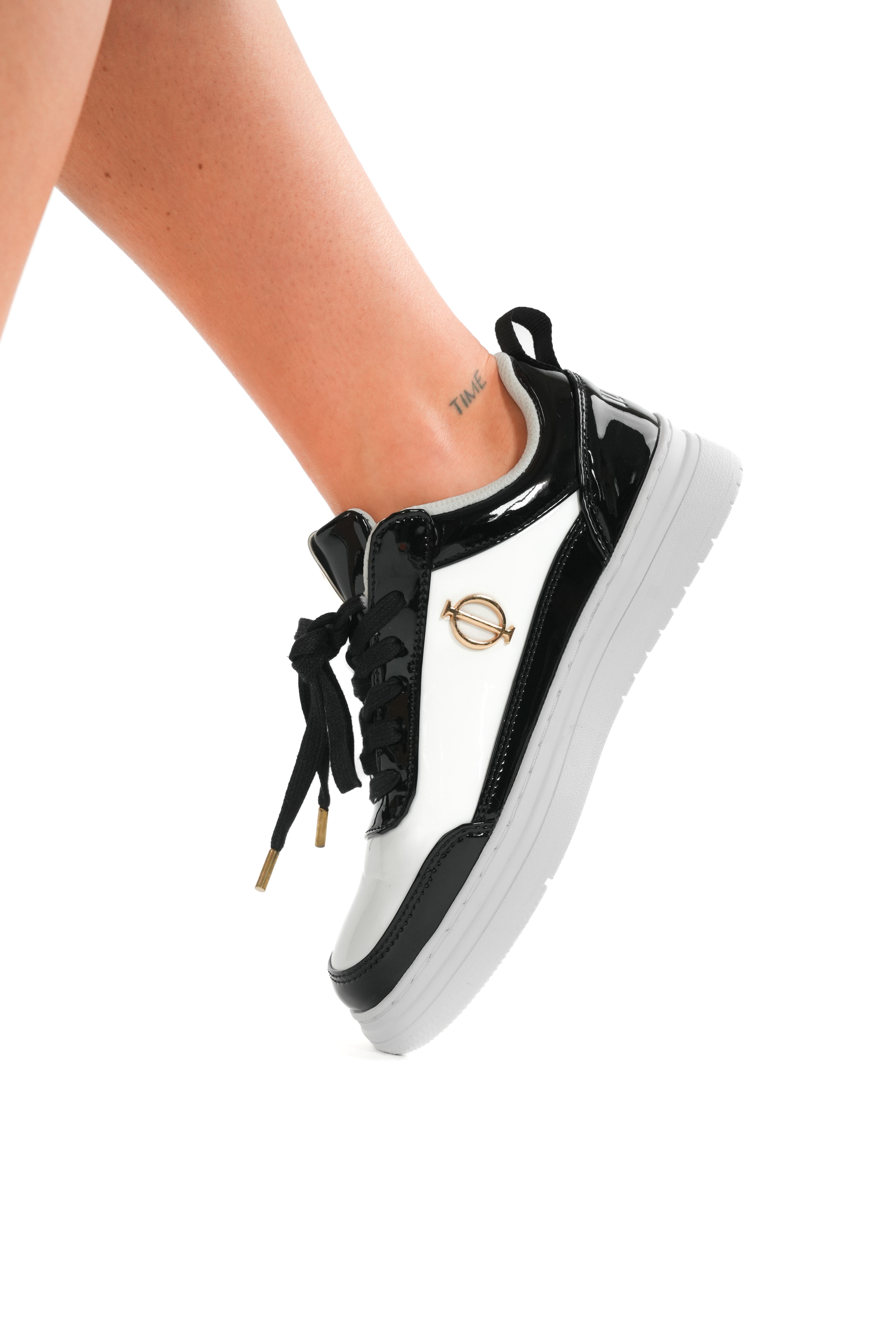 ILIMITO - Unisex Sneakers Black & White Ma boutique