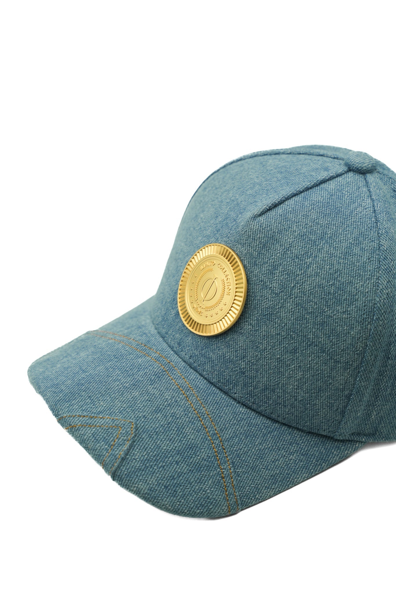Cap with Gold Medal ILIMITO