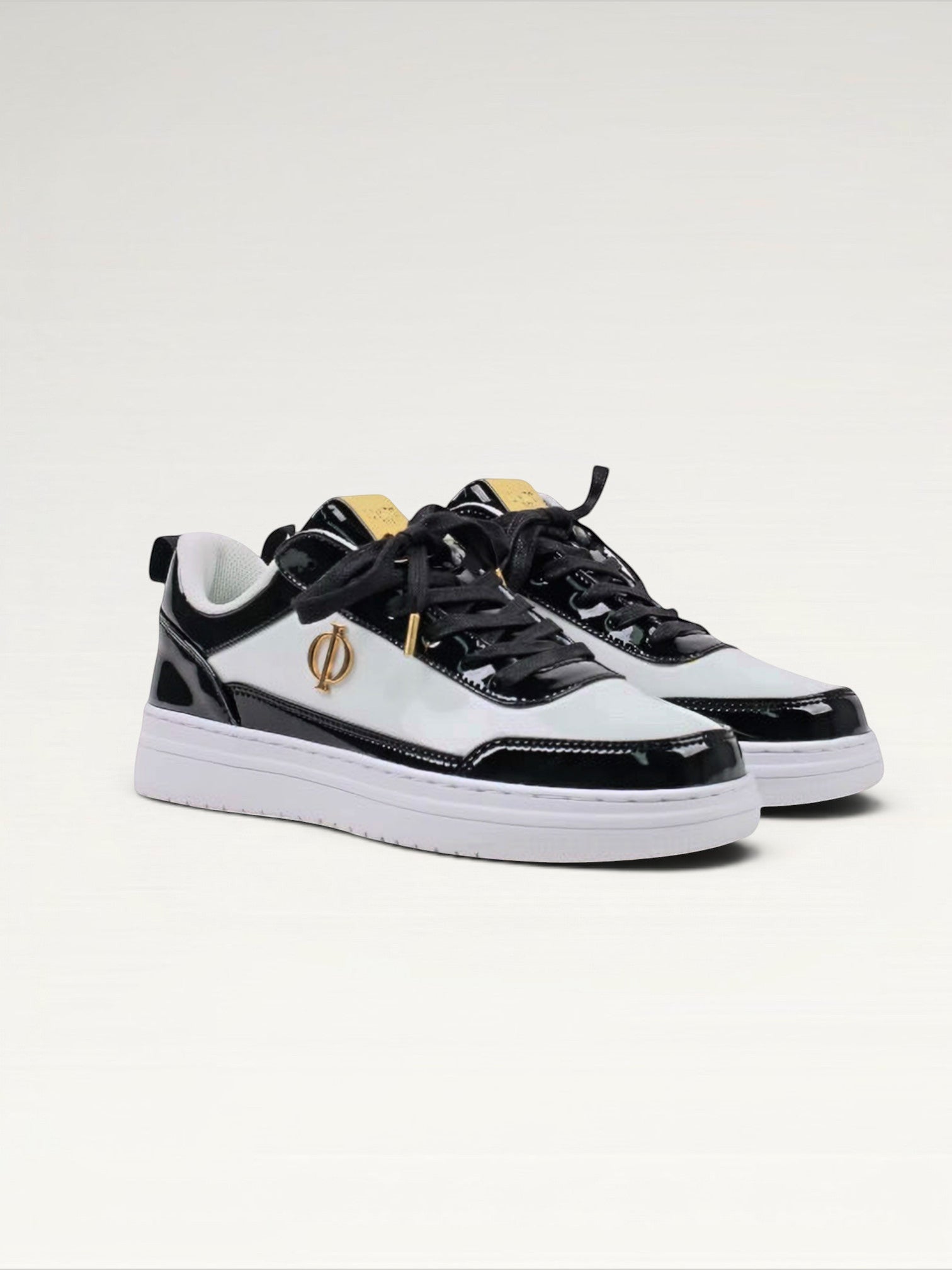ILIMITO - Unisex Sneakers Black & White Ma boutique